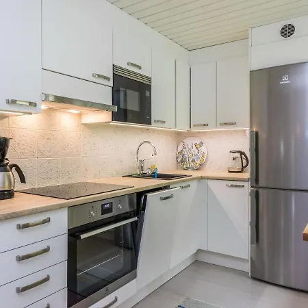 Rantapelto By Interhome Heinälahti